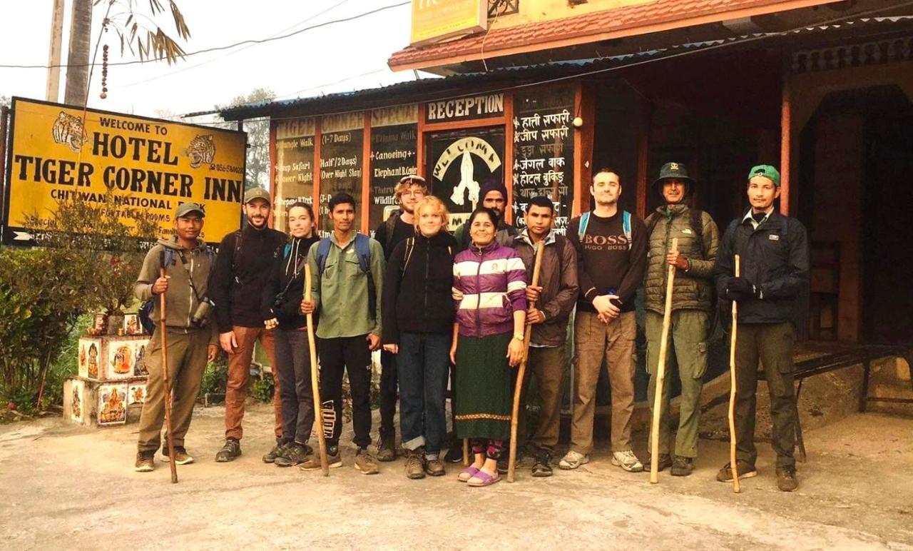 Tiger Corner Inn Homestay Sauraha Εξωτερικό φωτογραφία