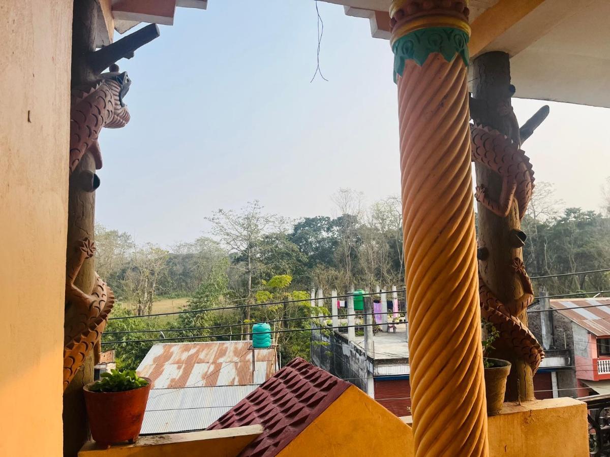 Tiger Corner Inn Homestay Sauraha Εξωτερικό φωτογραφία