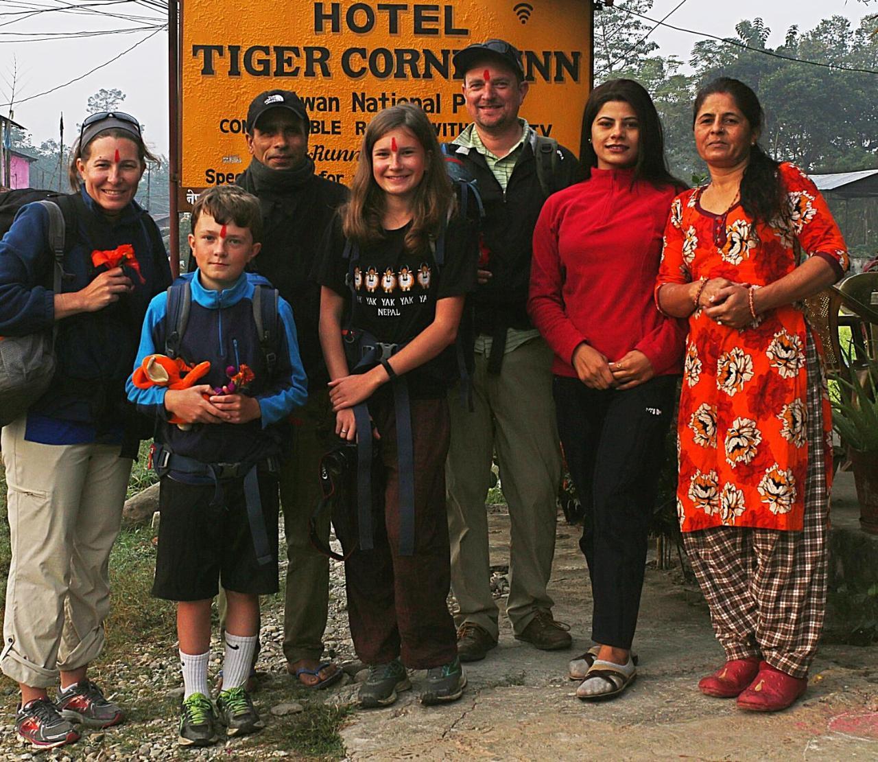 Tiger Corner Inn Homestay Sauraha Εξωτερικό φωτογραφία