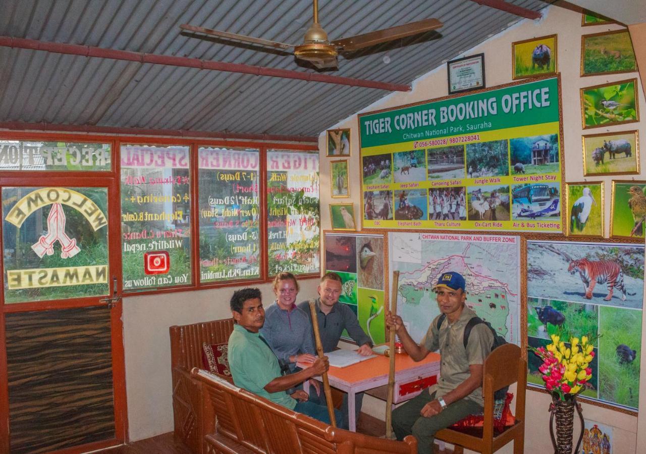 Tiger Corner Inn Homestay Sauraha Εξωτερικό φωτογραφία